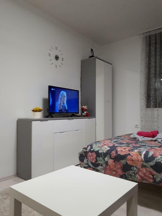 Studio Apartman Marija Zagreb Buitenkant foto